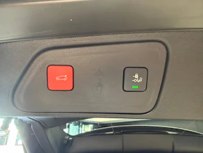 https://vehicle.imgix.net/4331511/e0209624-8a63-4386-a74d-61f6b90caae4.jpg