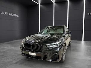 BMW X5 45e xDrive Attraktiven Leasingzinssatz ab 0.9 % bei Abschluss einer BMW Fahrzeugversicherung