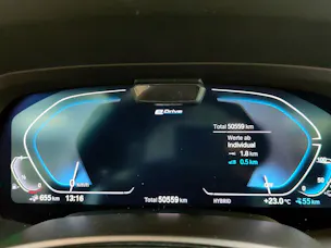 BMW X5 45e xDrive Attraktiven Leasingzinssatz ab 0.9 % bei Abschluss einer BMW Fahrzeugversicherung