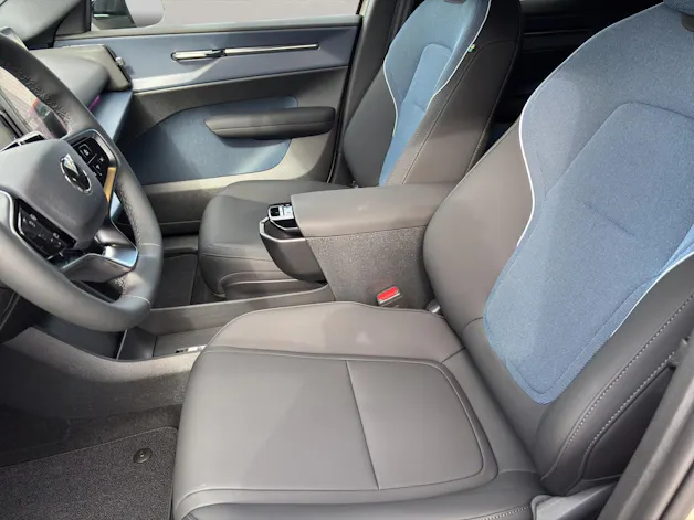 Volvo EX30 E60 Twin Plus Performance AWD