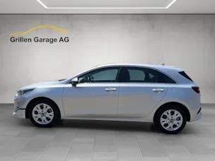 Kia Ceed 1.5 T-GDi MHEV Power