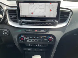 Kia Ceed 1.5 T-GDi MHEV Power