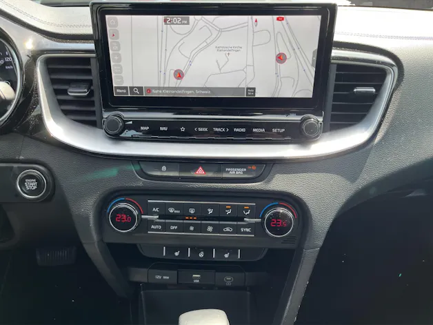 Kia Ceed 1.5 T-GDi MHEV Power