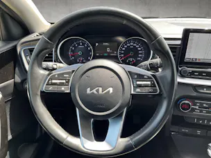 Kia Ceed 1.5 T-GDi MHEV Power