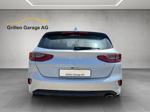 Kia Ceed 1.5 T-GDi MHEV Power
