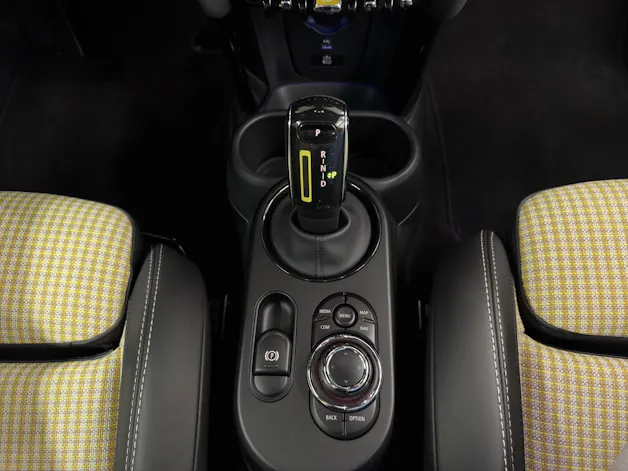 Mini F56 Cooper SE