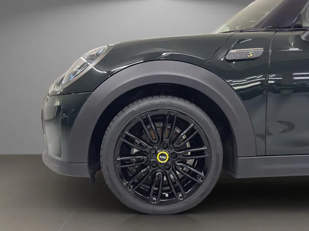 Mini F56 Cooper SE