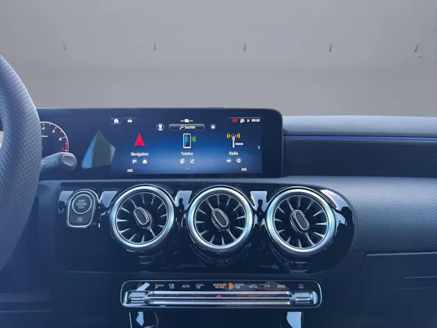Mercedes-Benz A 250 AMG Line 4m