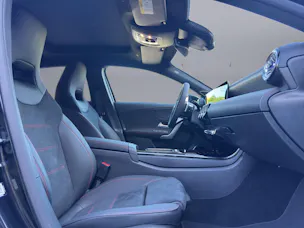 Mercedes-Benz A 250 AMG Line 4m