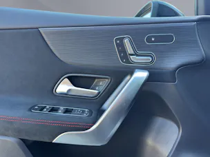 Mercedes-Benz A 250 AMG Line 4m