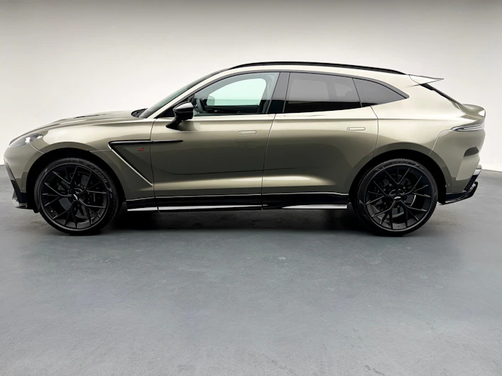 immagine del veicolo ASTON MARTIN DBX