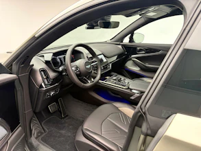 https://vehicle.imgix.net/4331648/3bcc2c32-4009-4d86-96f3-424114b7d5c2.jpeg