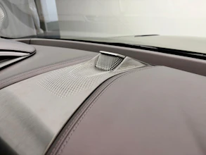 https://vehicle.imgix.net/4331648/69bf51a8-232b-4857-8f17-df8155c3d0ba.jpeg