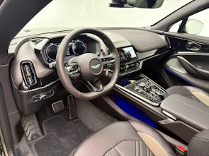 immagine del veicolo ASTON MARTIN DBX S 4.0 V8 Bi-Turbo