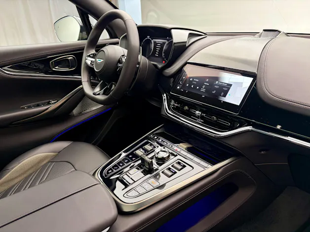 ASTON MARTIN DBX S 4.0 V8 Bi-Turbo