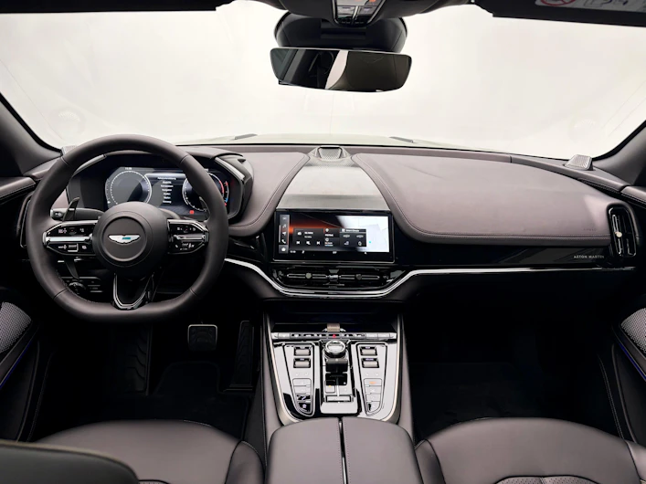 immagine del veicolo ASTON MARTIN DBX