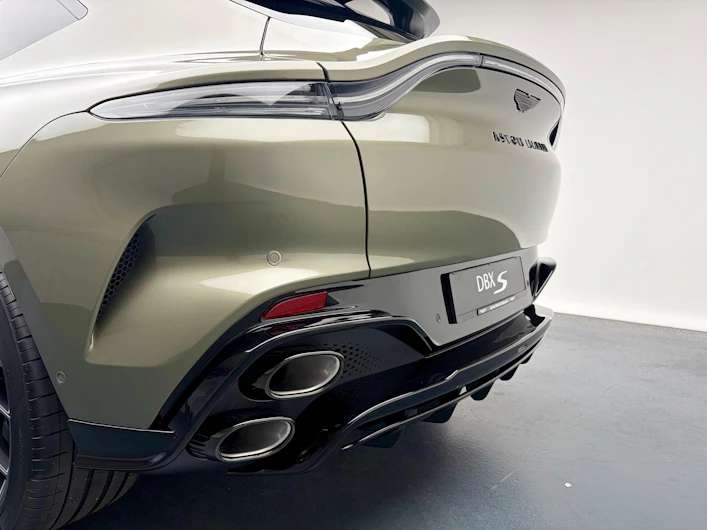 immagine del veicolo ASTON MARTIN DBX