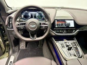 https://vehicle.imgix.net/4331648/e84e7e8a-be59-4aad-bf6b-83b87413bd00.jpeg