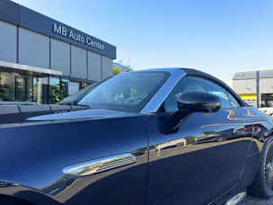 Mercedes-Benz SL 680 Monogram Series Maybach