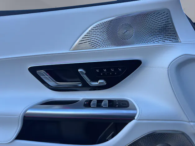 Mercedes-Benz SL 680 Monogram Series Maybach