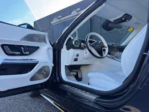 Mercedes-Benz SL 680 Monogram Series Maybach