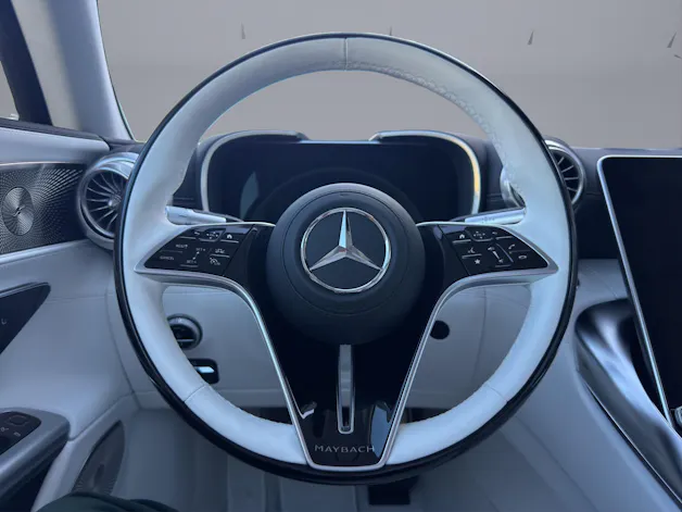 Mercedes-Benz SL 680 Monogram Series Maybach