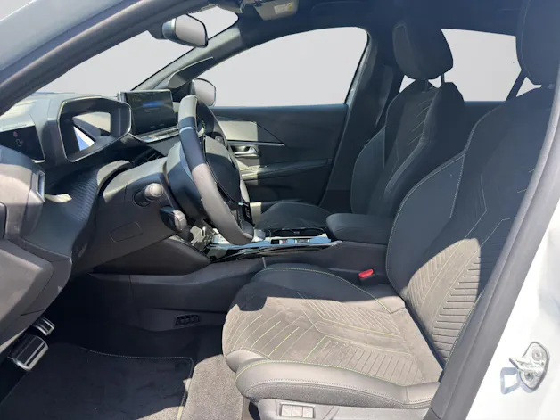 Peugeot 208 NEW 1.2 Hybrid 145 GT