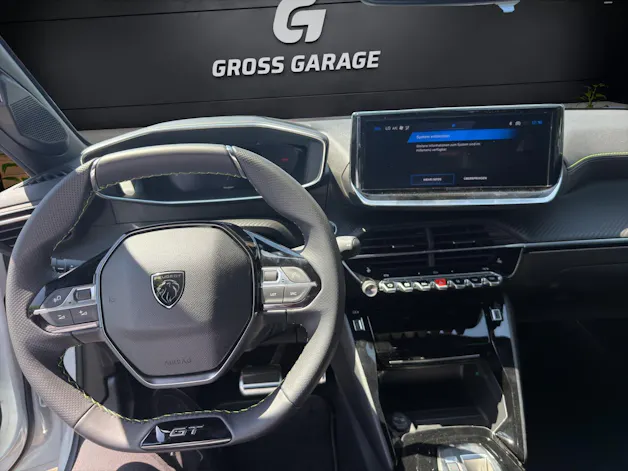 Peugeot 208 NEW 1.2 Hybrid 145 GT