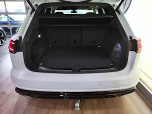 VW Touareg 3.0 V6 TDI R-Line Black-Style