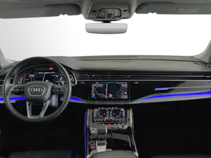 Audi Q8 55 TFSI quattro tiptronic