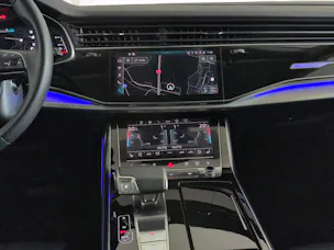 Audi Q8 55 TFSI quattro tiptronic