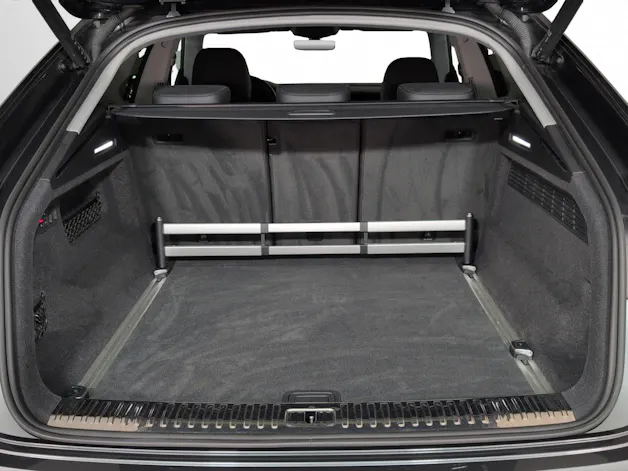Audi Q8 55 TFSI quattro tiptronic