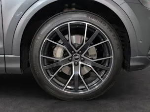 Audi Q8 55 TFSI quattro tiptronic