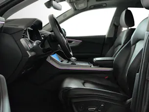 Audi Q8 55 TFSI quattro tiptronic