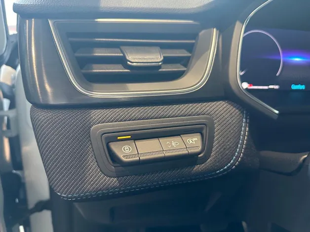 Renault Captur 1.3 TCe Esprit Alpine EDC