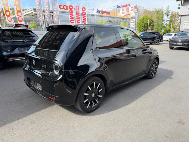 Honda e Advance