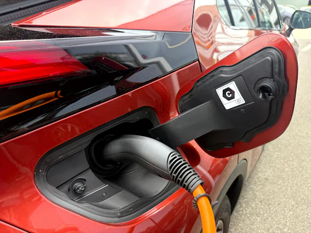Toyota C-HR 2.0 PHEV CVT Swiss Edition