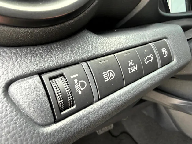 Toyota C-HR 2.0 PHEV CVT Swiss Edition