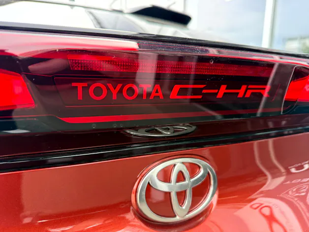 Toyota C-HR 2.0 PHEV CVT Swiss Edition