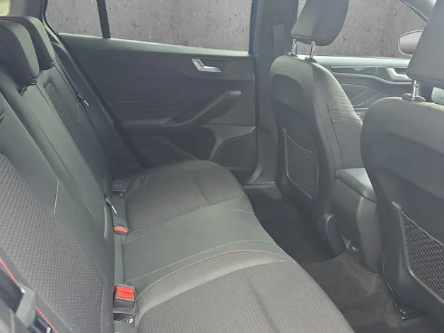 Ford Focus 1.5 SCTi ST Line Automatic