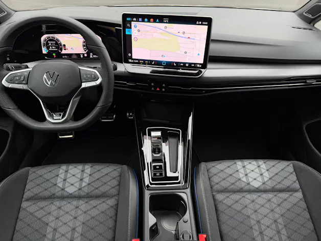 VW Golf 2.0 TSI R-Line DSG 4 Motion