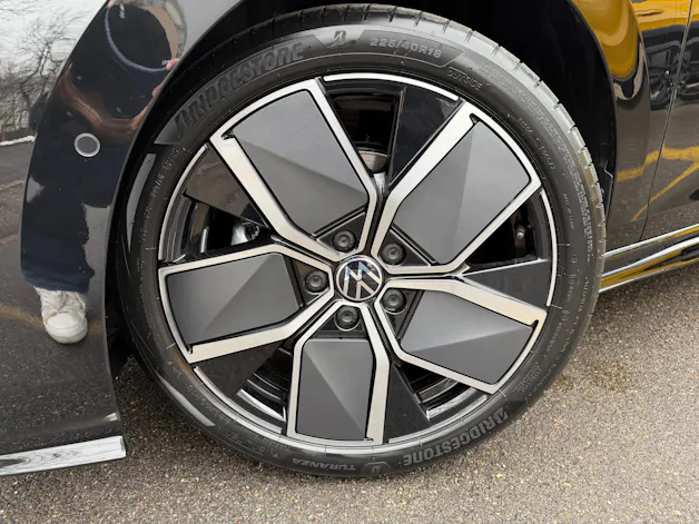 VW Golf 2.0 TSI R-Line DSG 4 Motion