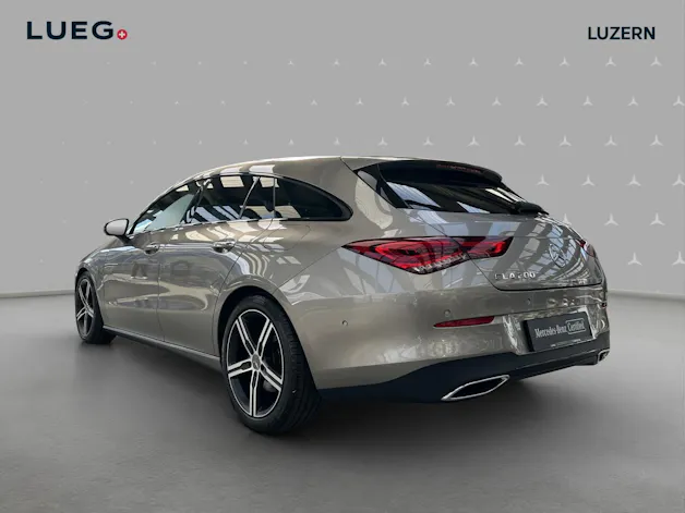 Mercedes-Benz CLA Shooting Brake 200 Progressive 7G-DCT