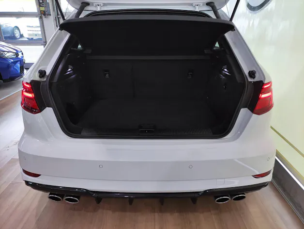 Audi S3 Sportback 2.0 TFSI quattro S-Tronic