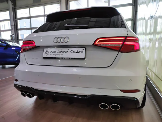 Audi S3 Sportback 2.0 TFSI quattro S-Tronic