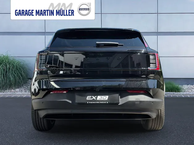 Volvo EX 30 E60 Twin Ultra Performance Swiss Black Edition AWD