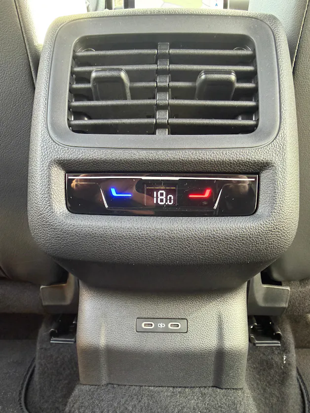 VW T-Roc 1.5 eTSI mHEV R-Line DSG