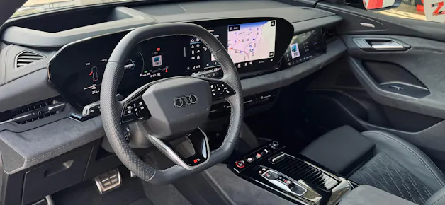 Audi SQ6 e-tron quattro