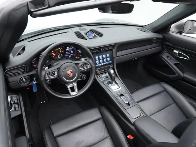 Porsche 911 Carrera GTS Cabriolet