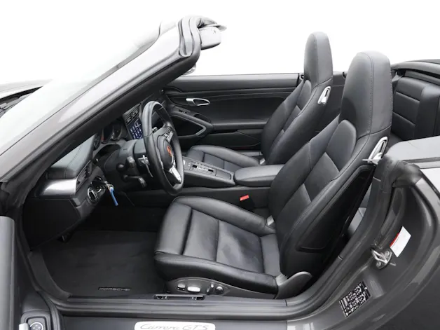 Porsche 911 Carrera GTS Cabriolet
